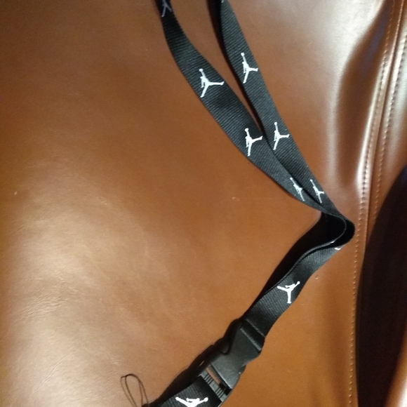 Jordan keychain/lanyard keychain ID H… - Picture 2 of 4